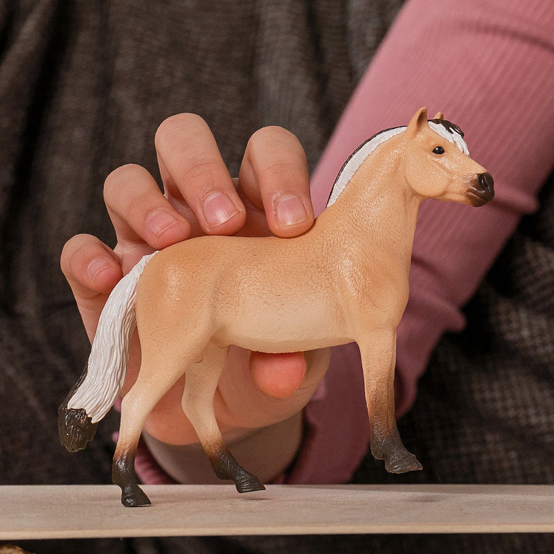 SCHLEICH NORWEGIAN FJORD HORSE GELDING