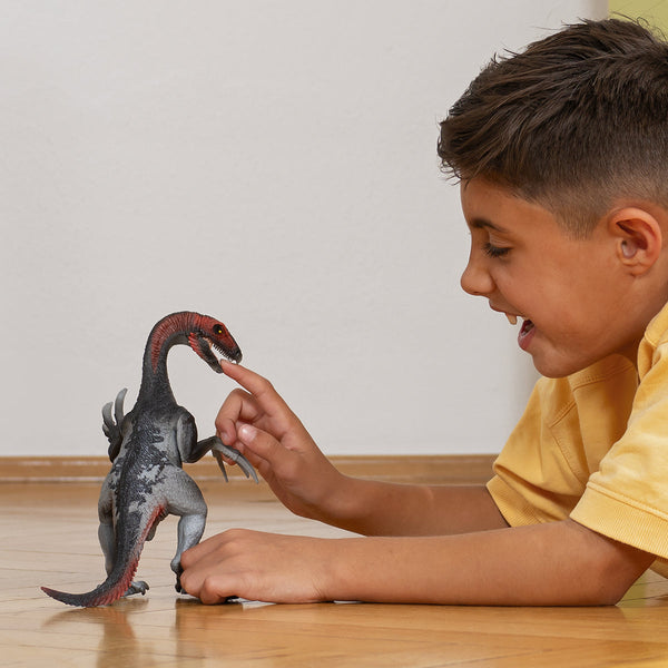 SCHLEICH THERIZINOSAURUS DINOSAUR