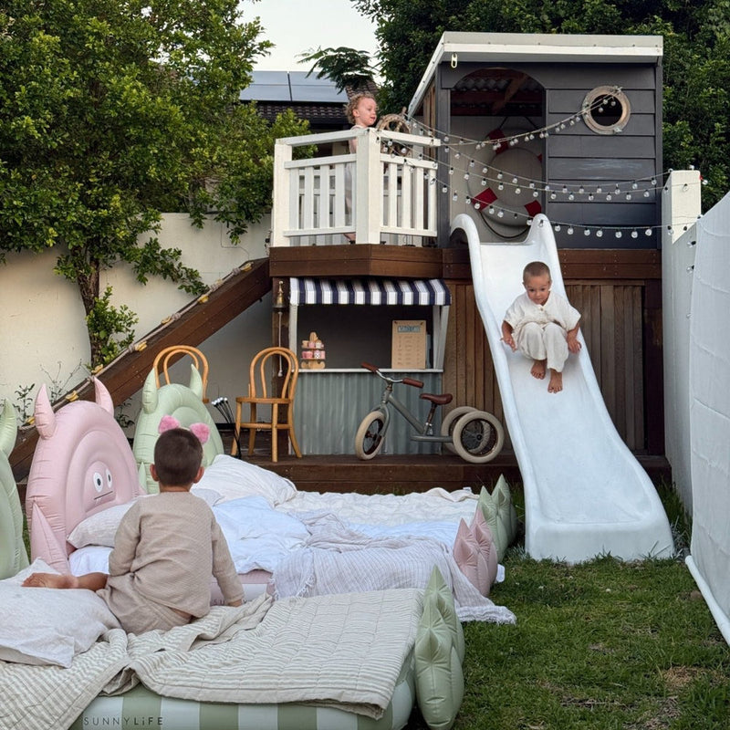 SUNNYLIFE KIDS SLEEP OVER BED MONSTER- SAGE & PINK