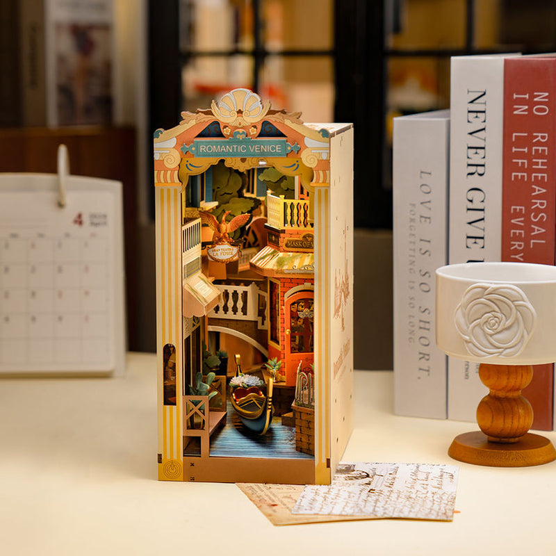 ROBOTIME ROLIFE DIY BOOK NOOK ROMANTIC VENICE