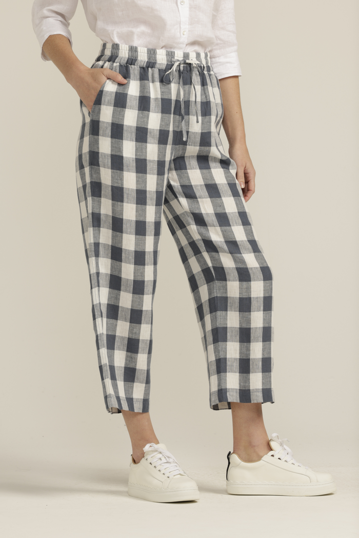 Goondiwindi Cotton Linen Gingham Cropped Pant - Navy/White