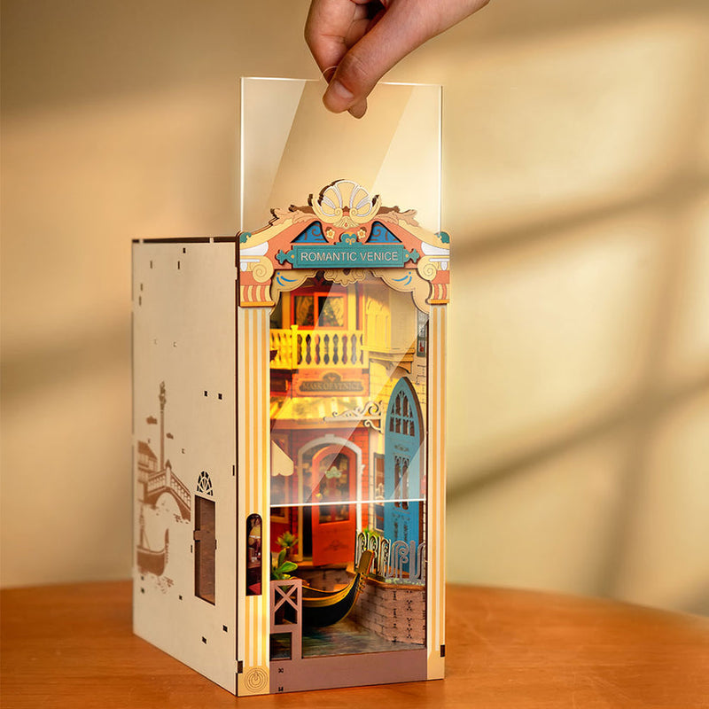 ROBOTIME ROLIFE DIY BOOK NOOK ROMANTIC VENICE