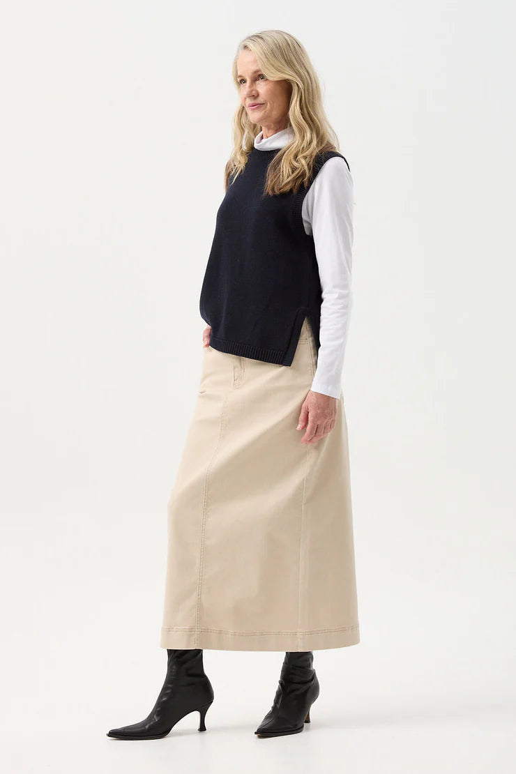 Goondiwindi Cotton Side Split Vest Navy - 2 Colours