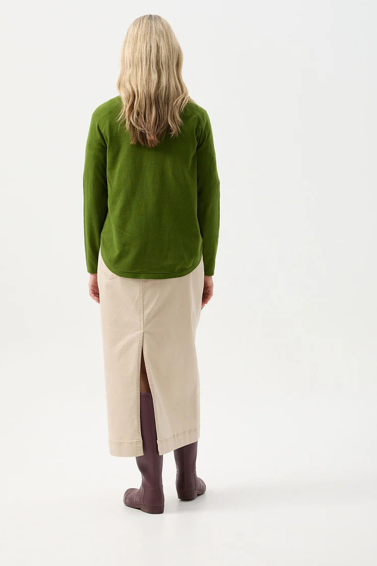 Goondiwindi Cotton Raglan Crew Neck Jumper - 2 Colours