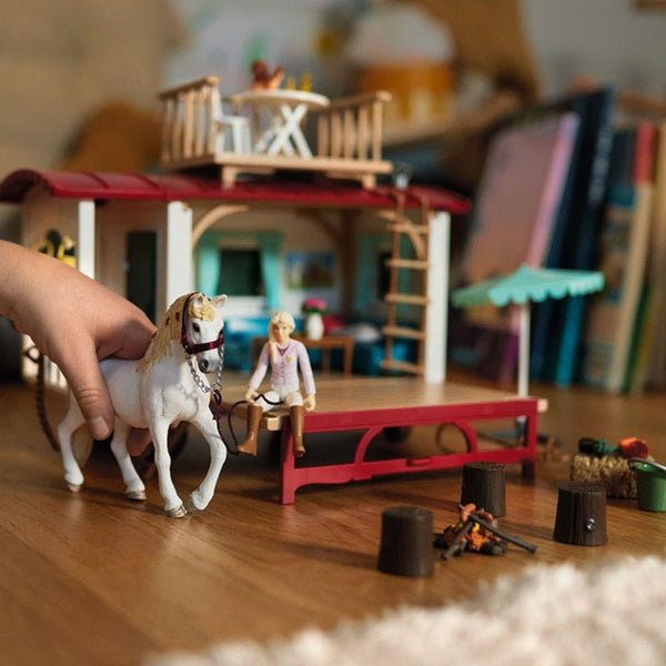 SCHLEICH HORSE CLUB CARAVAN FOR SECRET CLUB MEETINGS