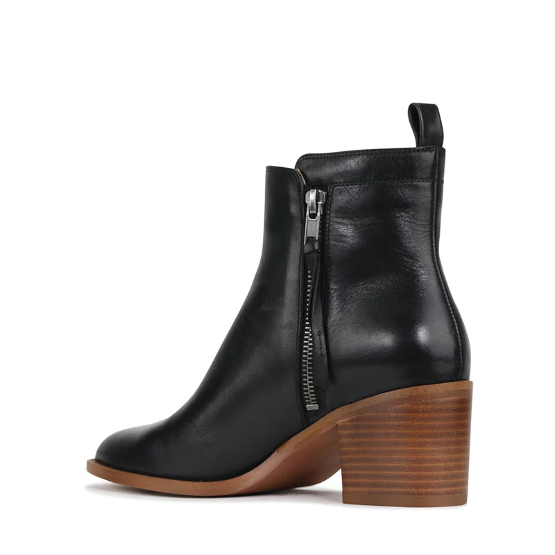 EOS Ciara Boot - Black