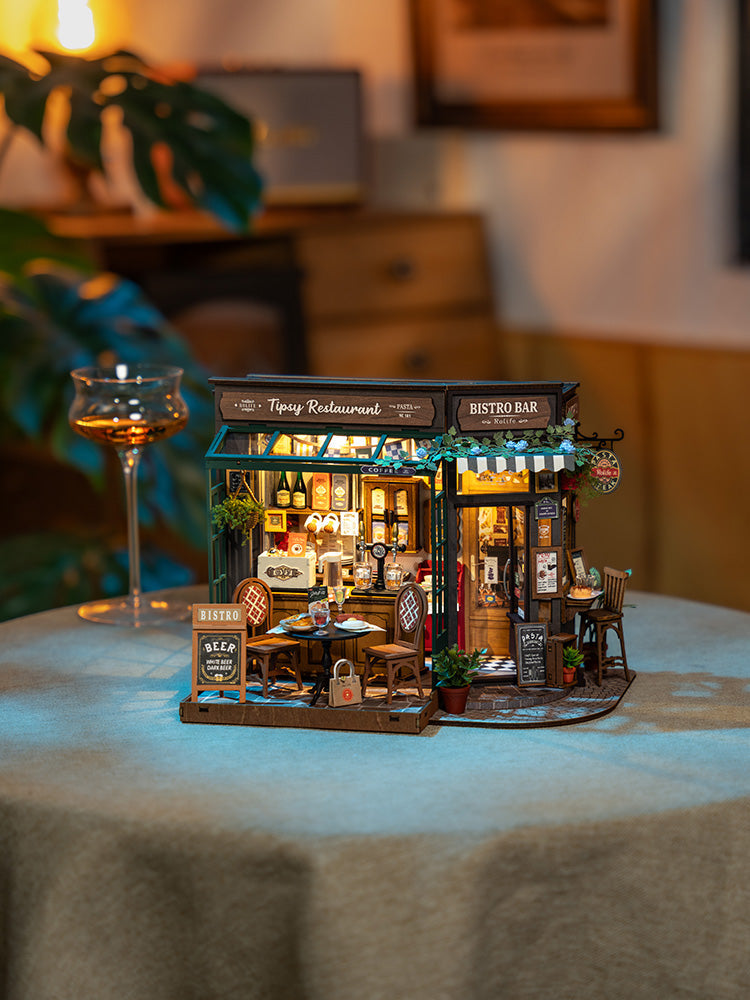 ROBOTIME ROLIFE DIY MINI HOUSE- TIPSY RESTURANT