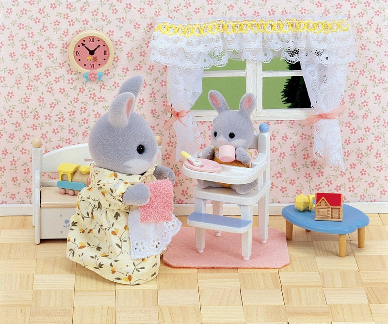 SYLVANIAN FAMILIES- BABY HIGH CHAIR