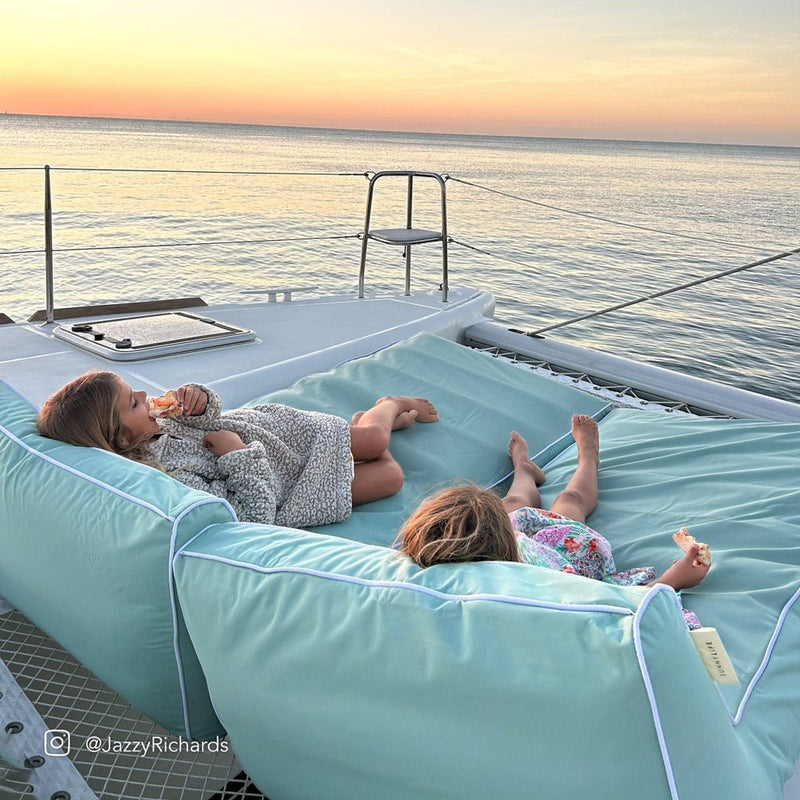 SUNNYLIFE LUXE LIE-ON LOUNGER FLOAT-THE VACAY SAGE