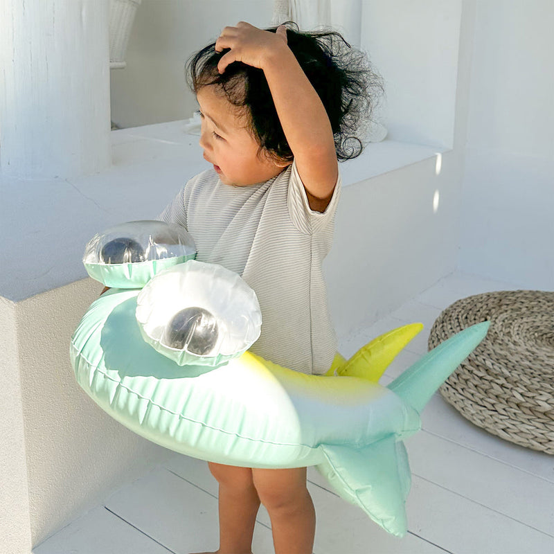 S51PRS KIDS TUBE POOL RING SALTY THE SHARK