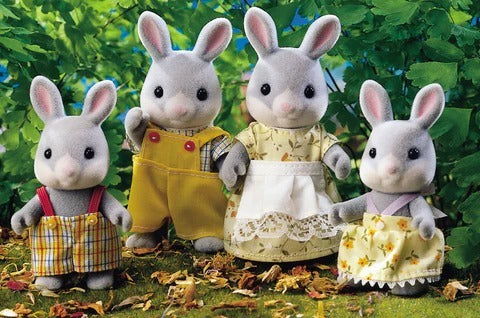 SYLVANIAN FAMILIES COTTONTAIL RABBIT FAMILY