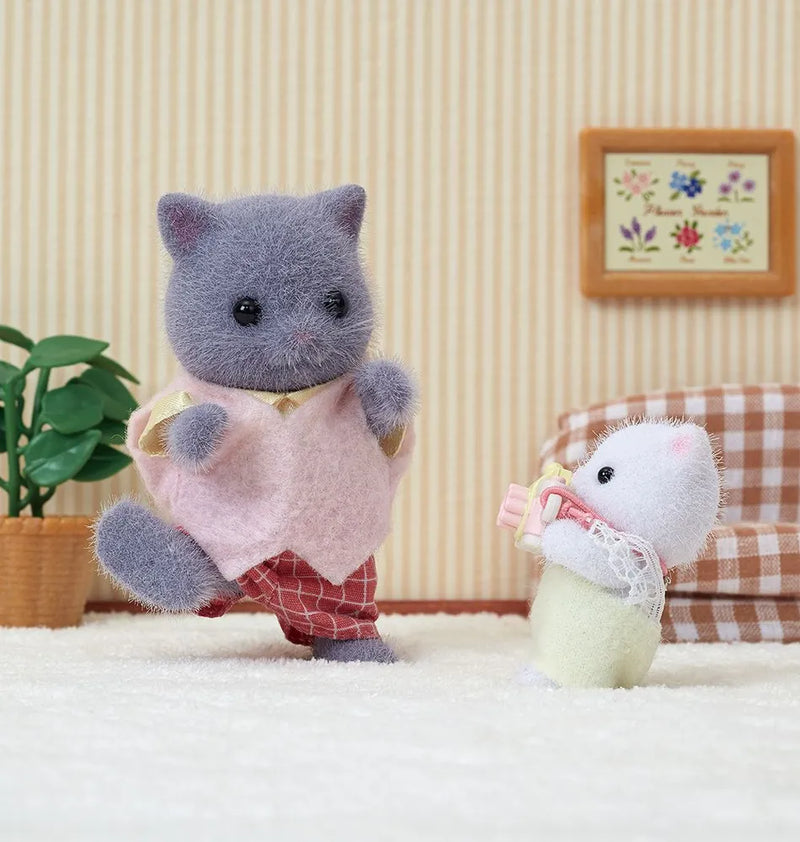 SYLVANIAN FAMILIES PERSIAN CAT BABY