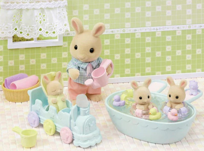 SYLVANIAN FAMILES TRIPLETS BABY BATHTIME