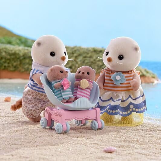 SYLVANIAN FAMILIES SEA OTTER FAMILY