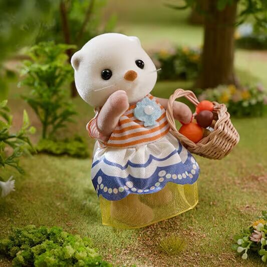 SYLVANIAN FAMILIES SEA OTTER FAMILY