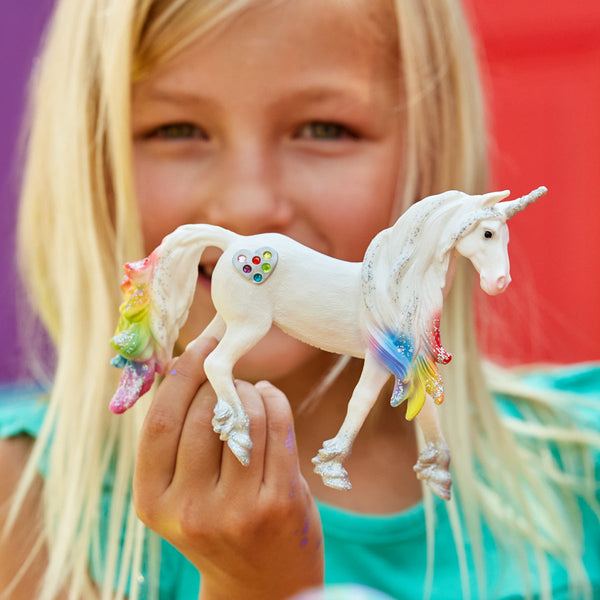 SCHLEICH BAYALA RAINBOW LOVE UNICORN STALLION