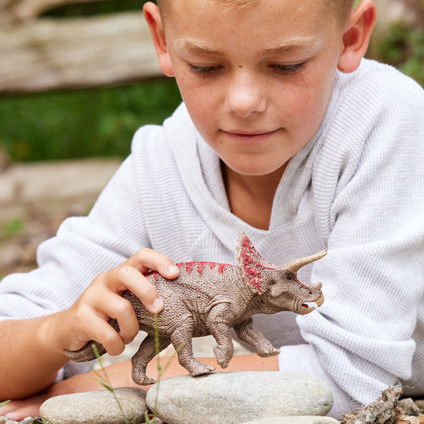 SCHLEICH TRICEATOPS DINOSAUR