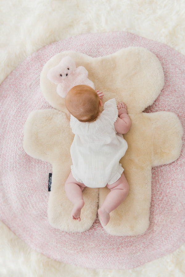 Flatout Bear Rug - Milk or Latte