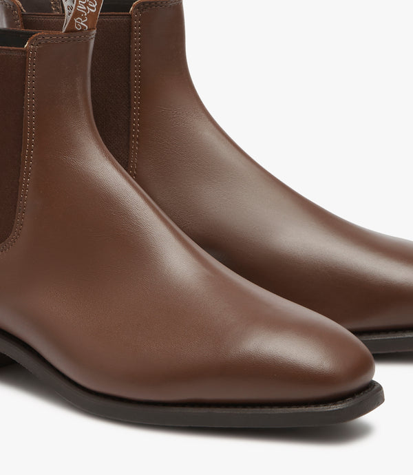RM Williams Boots Online  Yearling Black Leather Chelsea Boots