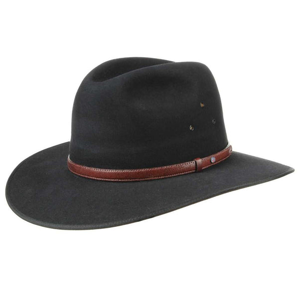 A true Aussie style hat. Named for Australia's famed source of opals, the Black Akubra Coober Pedy Hat features a Kangaroo Tail Band with Authentic Australian Opal, eyelet vents and satin lining. Make the most of reduced prices on all of our Akubras online, and receive free shipping if you spend over $200.