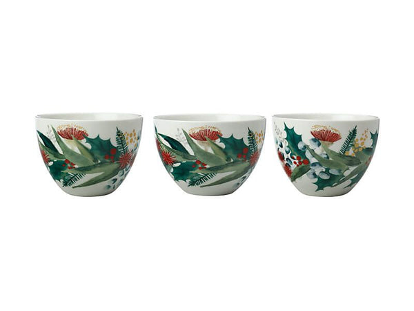 Maxwell & Williams Holly Berry Bowl 10cm Set of 3 Gift Boxed