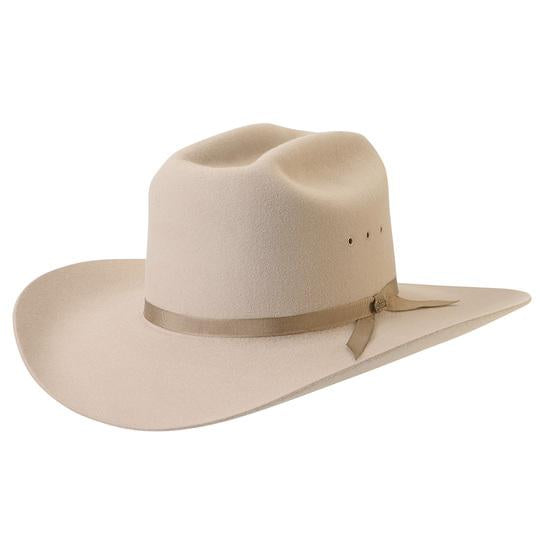The Sand Akubra Outback Club Hat features a 12mm ribbon band, satin lining, and eyelet vents. Make the most of reduced prices on all of our Akubras online, and receive free shipping if you spend over $200.