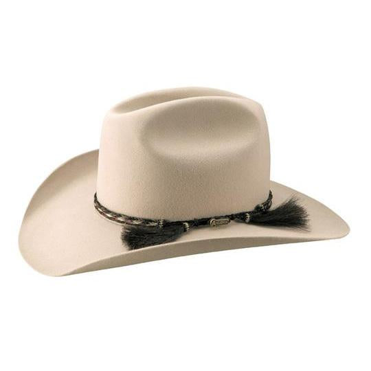 The Sand Akubra Rough Rider Hat has a Pro Rodeo brim and centre-creased western crown. This Western hat features a fancy braided double horse hair tail band and satin lining. Make the most of reduced prices on all of our Akubras online, and receive free shipping if you spend over $200.