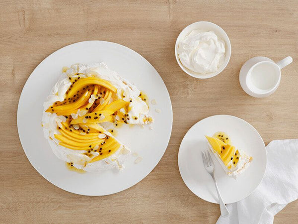 Maxwell & Williams White Basics Pavlova Plate 34cm